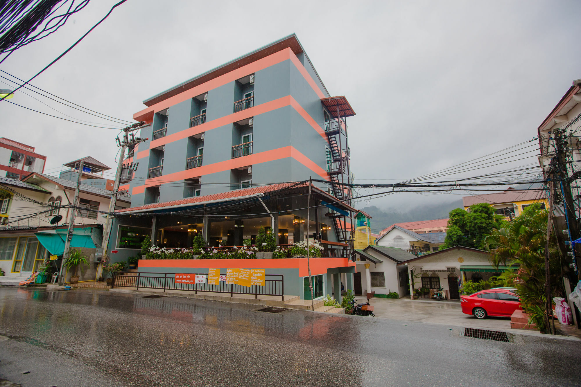 Chusri Hotel Patong Exterior foto