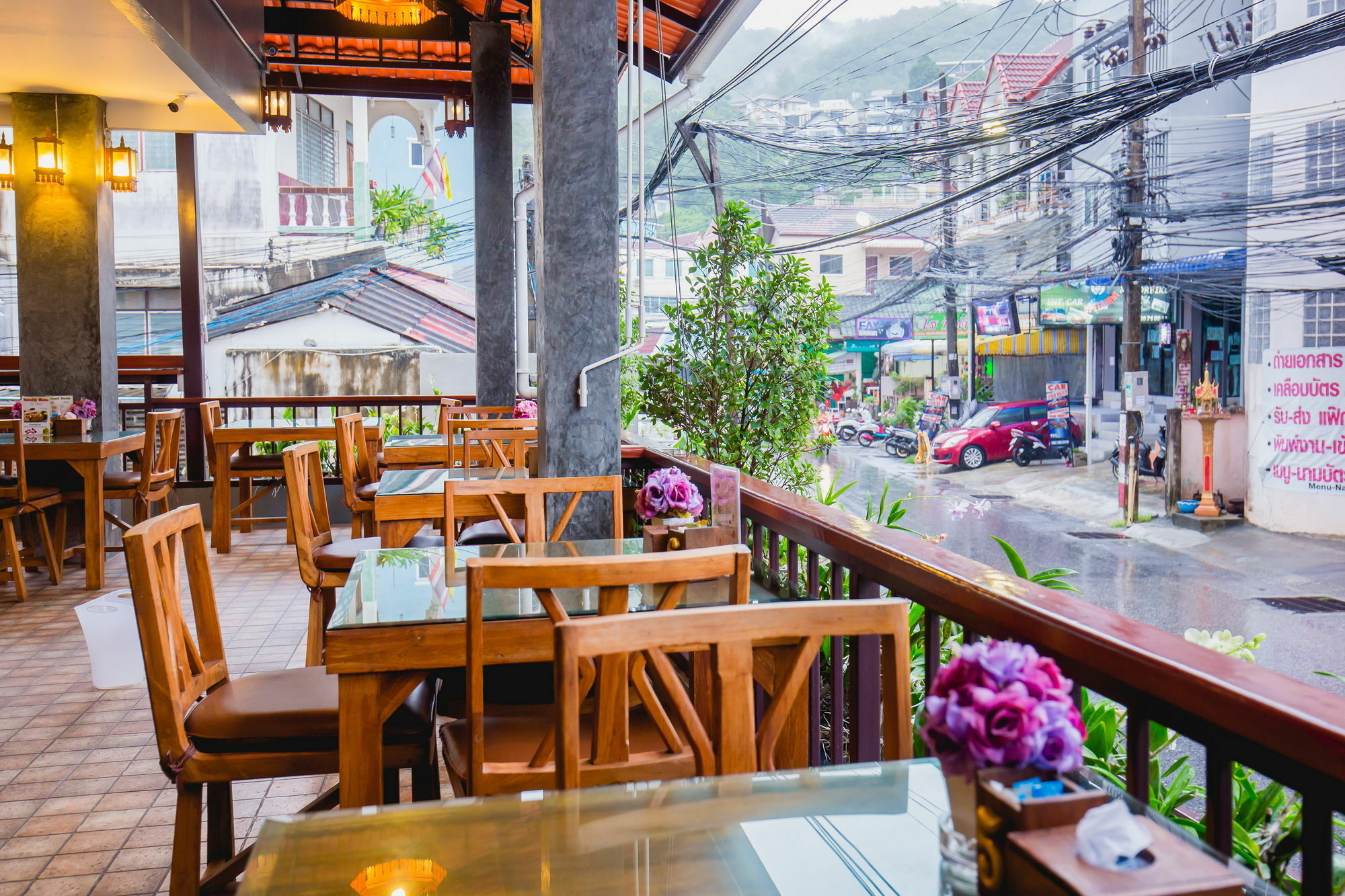 Chusri Hotel Patong Exterior foto